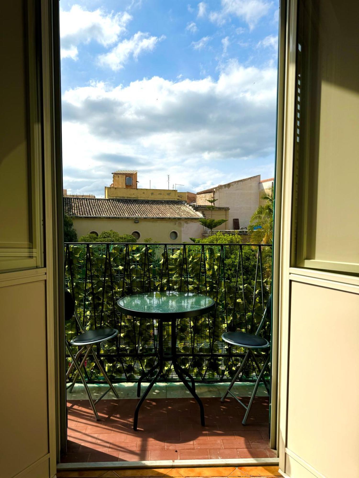 La Casa Di Giulietta Villa Palermo Luaran gambar